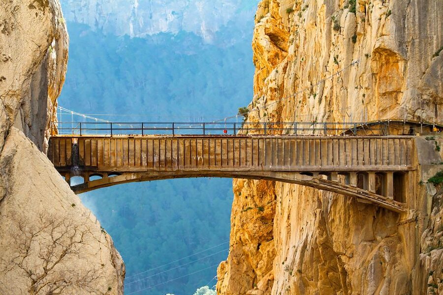 Caminito del Rey: Entry Ticket - The One-Way Route: 7.7 km From Ardales to El Chorro