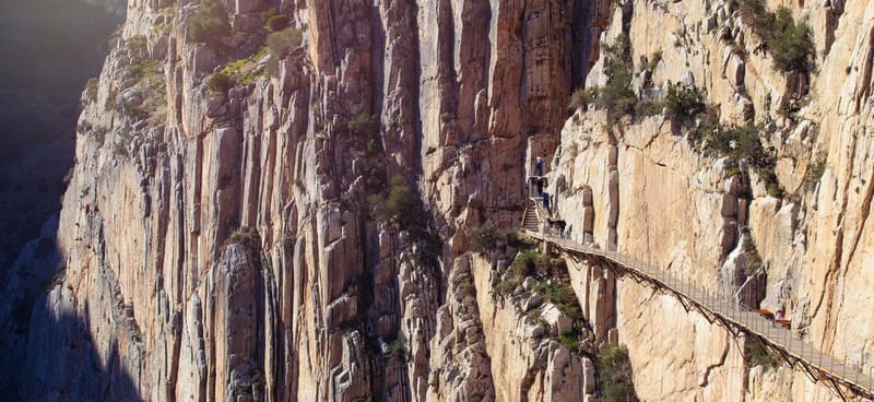Caminito Del Rey From Málaga: Round-Trip Bus + Tour with Official Guide - Entering Caminito del Rey: The 3-Hour Guided Walk That Feels Suspended
