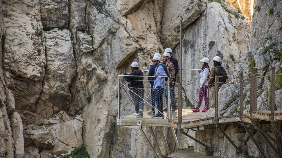 Caminito del Rey: Guided Hiking Tour with Entrance Tickets - Who this tour is best for