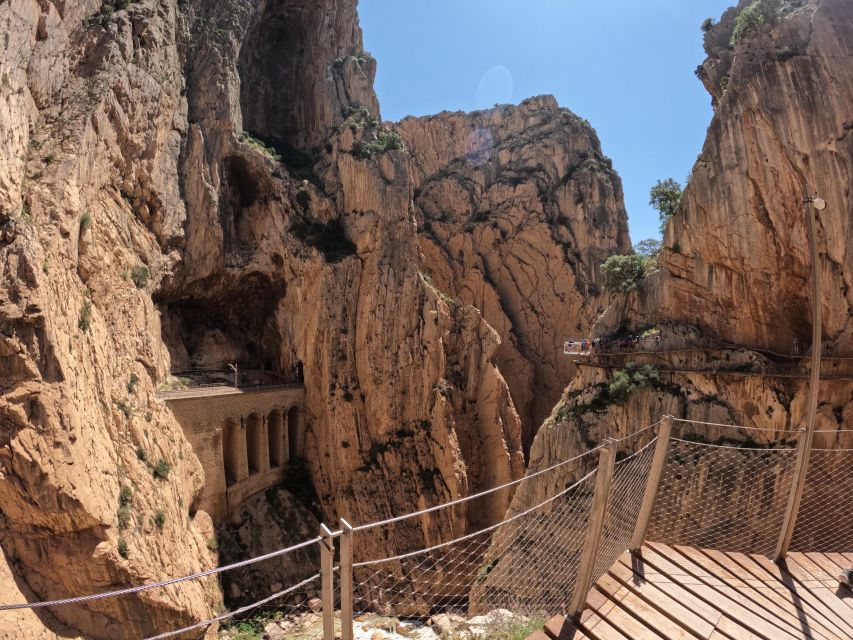 Caminito del Rey: Guided Tour and Entry Ticket - Getting there the right way: Ardales access, shuttle, and the 1.5 km approach