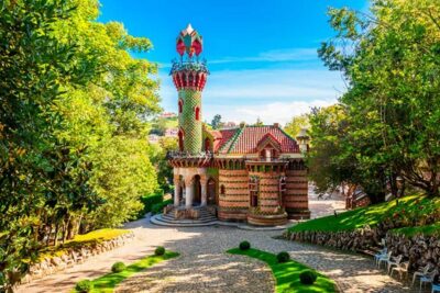 Capricho Gaudí with entrance, Santillana del Mar and Sequoia Forest