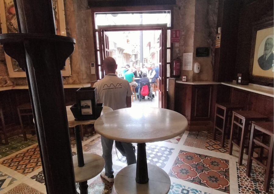 Cartagena: Guided Walking Tour with Tapas and Drinks - Casino, Gran Hotel, and San Francisco Square Stops