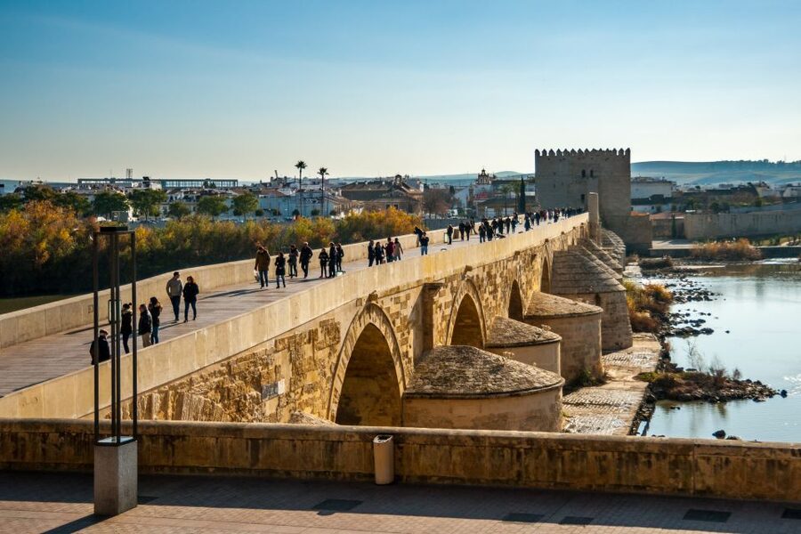Córdoba: City Sightseeing Hop-On Hop-Off Bus Tour - Audio Commentary in 10 Languages, Plus Headphones