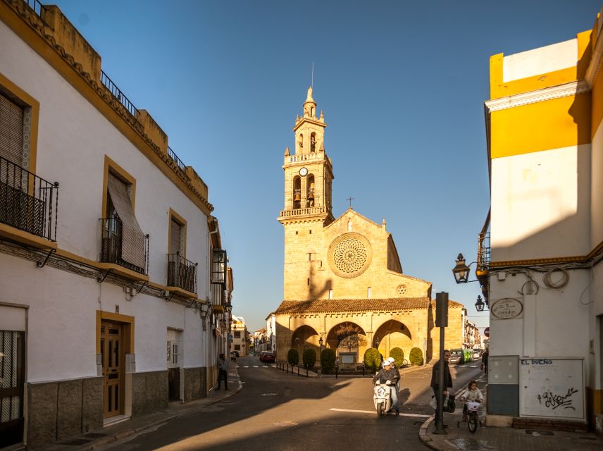 Córdoba: City Sightseeing Hop-On Hop-Off Bus Tour - Stop-by-Stop Highlights: What Each Cluster Does for Your Day