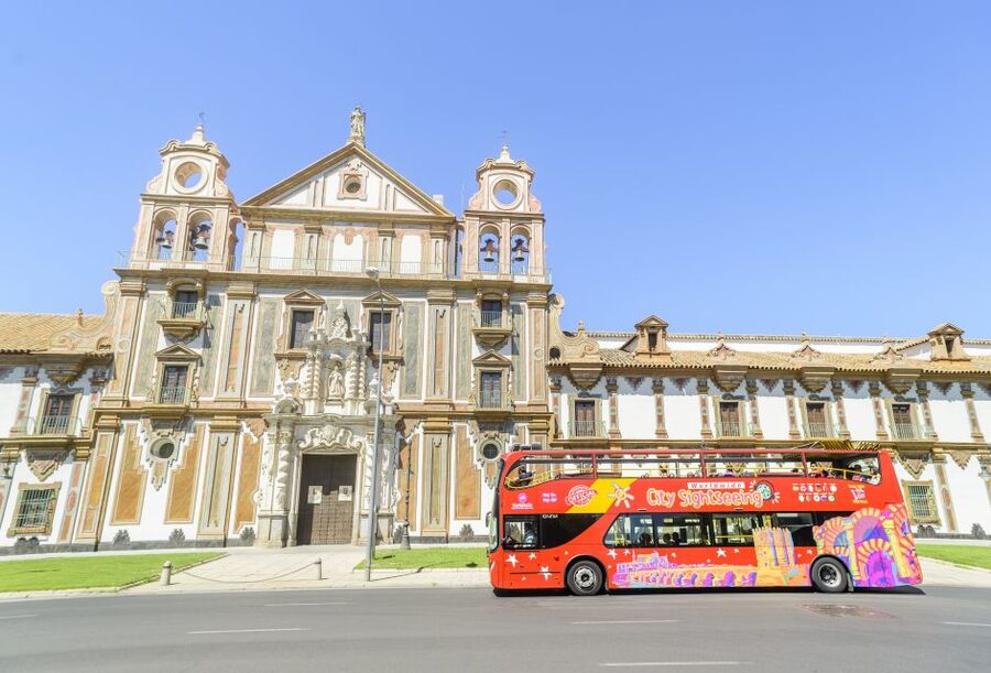 Córdoba: City Sightseeing Hop-On Hop-Off Bus Tour - Intima Route (Blue Line) Minibus: Narrow Streets, Better Photo Angles