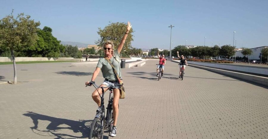 Córdoba Daily Highlights Bike Tour - From Corredera Square energy to the Roman Bridge feel