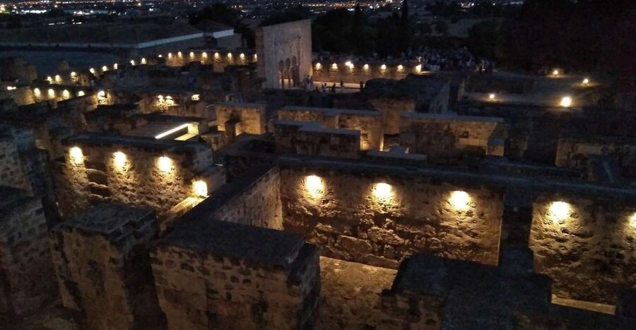 Córdoba: Guided Tour Medina Azahara at Dusk - Why Medina Azahara at dusk feels different