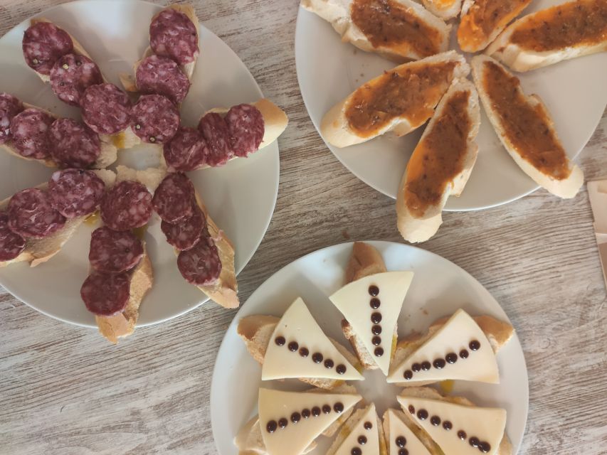 Córdoba: Local Wine Tasting Evening - Tapas Pairings That Actually Make Sense