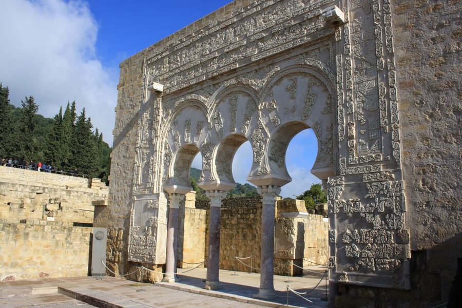 Córdoba: Medina Azahara 3-Hour Guided Tour - Transport from Córdoba: van option vs meeting at the visitor center