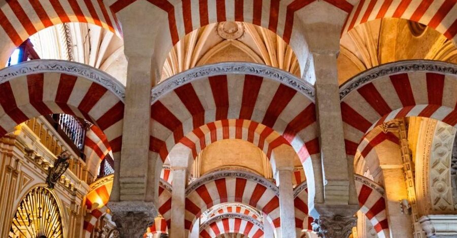 Córdoba: Mosque-Cathedral Guided Tour - What the guide helps you notice about Islamic architecture