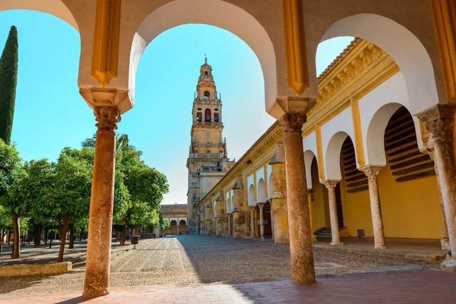 Cordoba Mosque-Cathedral: Skip-the-Line Guided Tour - From San Vicente to Abd al-Rahman I: where the story begins