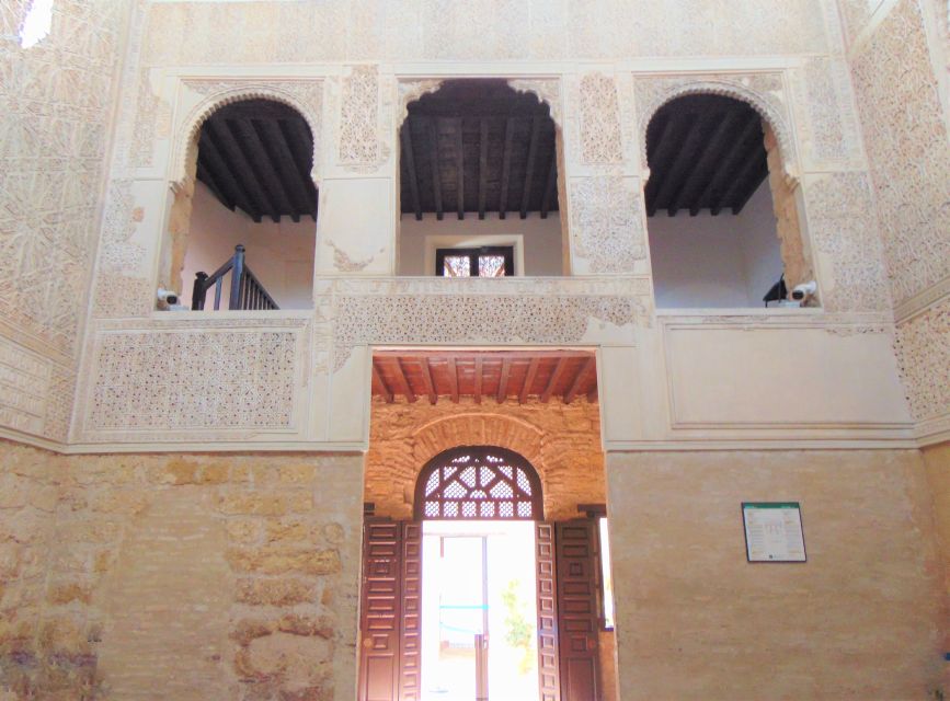 Córdoba: Mosque, Jewish Quarter and Alcázar 3-Hour Tour - Pace, heat, and comfort during a 3-hour tour