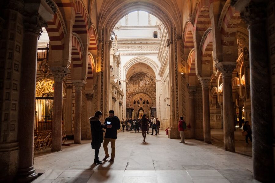 Córdoba: Skip-the-Line Great Mosque-Cathedral History Tour - What Happens in the First Minutes After You Enter