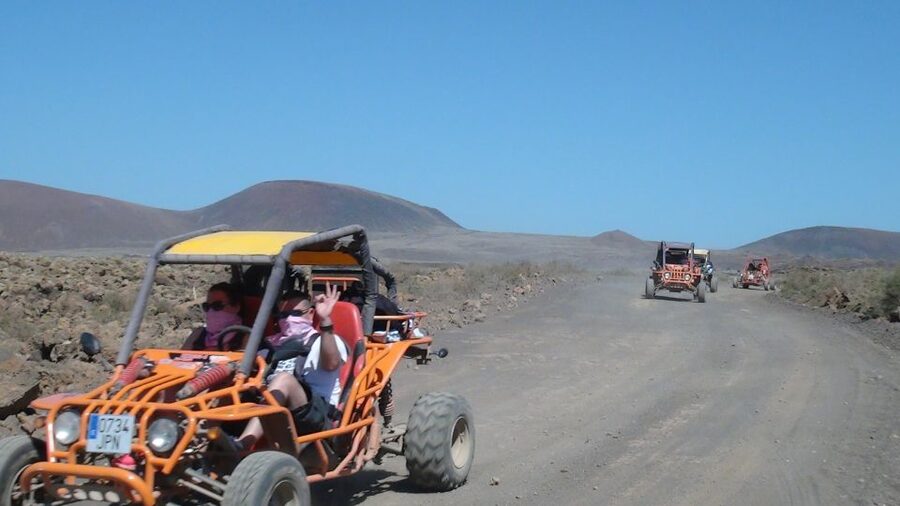 Corralejo: Buggy Safari Tour - Panoramic views toward Lobos and Lanzarote islands