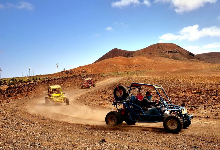 Corralejo: Buggy Safari Tour - Corralejo pickup and the first steps at the office