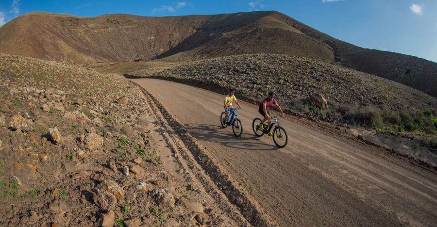 Corralejo: E-Bike Rental with Map to Popcorn Beach - Entering The Corralejo North Loop, and Why It Works Better Than a Car