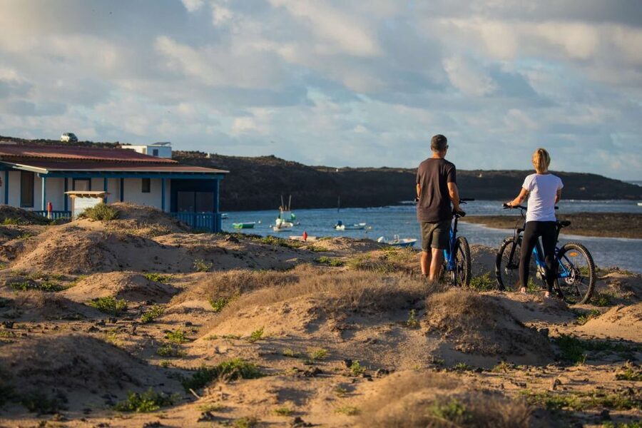 Corralejo: E-Bike Rental with Map to Popcorn Beach - Majanicho Fishing Village: The Calm Intermission Between Volcanoes