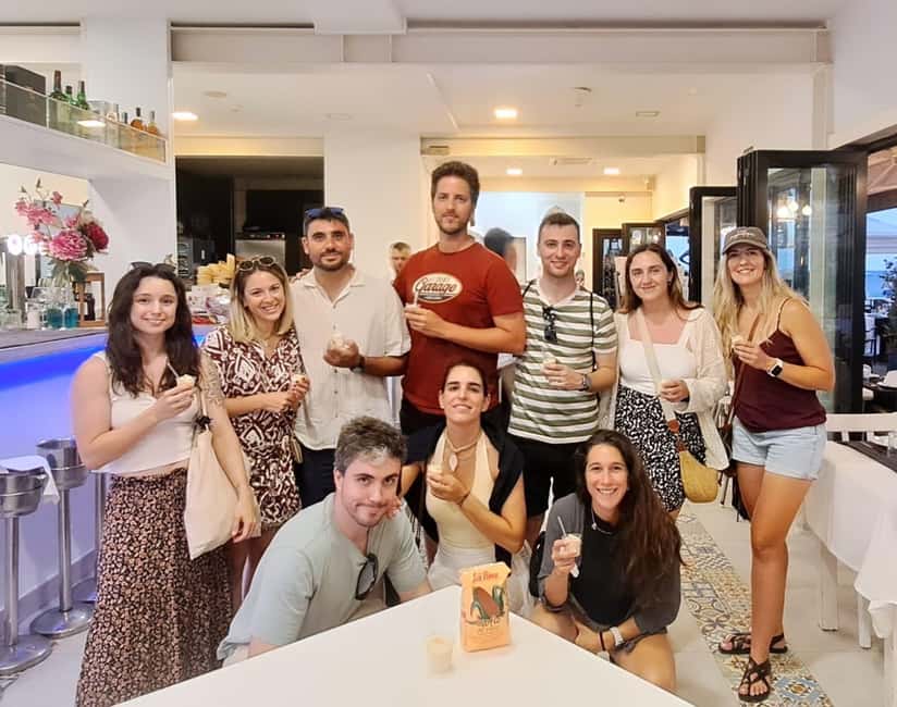 Corralejo: Walking tour with tastings of local products - Avenida Grandes Playas to Avenida Nuestra Señora del Carmen
