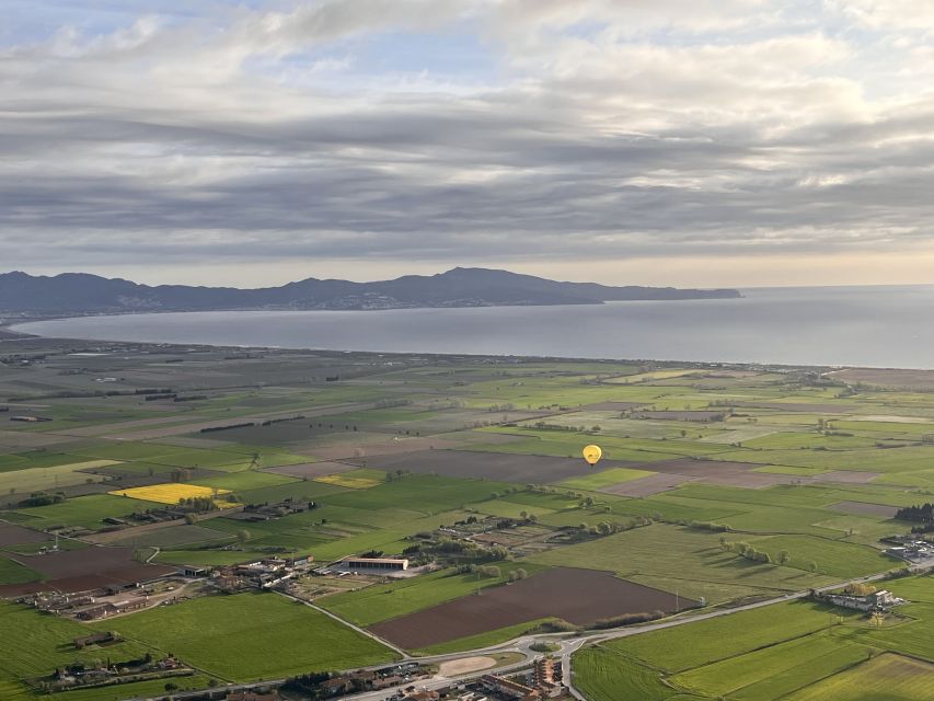 Costa Brava: Hot Air Balloon Flight - Shared - A shared one-hour flight over Rosas, de Pals, and the Empordà coast