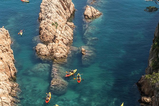 Costa Brava Kayaking and Snorkeling Small Group Tour with Lunch - Arriving Early, Getting Changed, Then Launching Fast