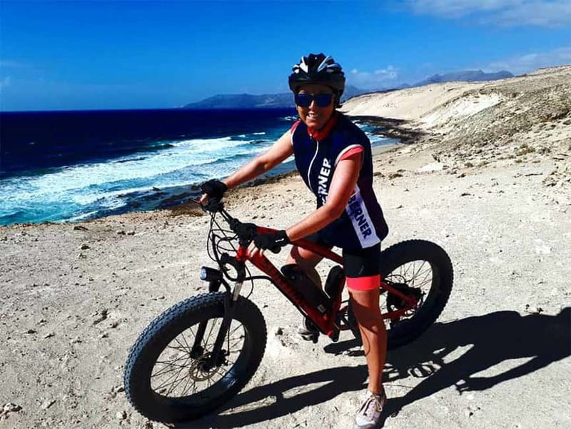 Costa Calma: E-bike Tour/E-scooter - The guide, the small group, and why organization matters