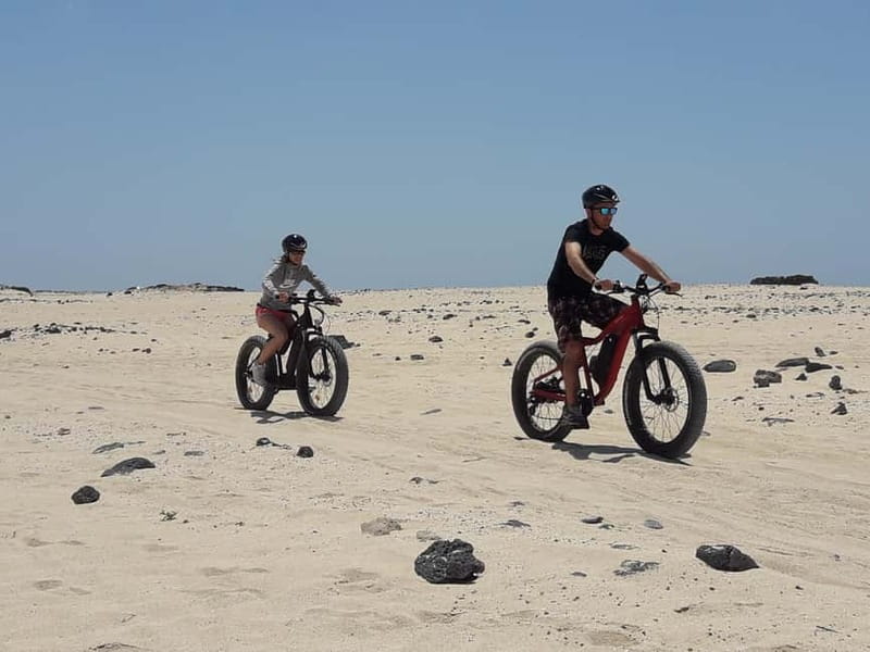 Costa Calma: E-bike Tour/E-scooter - The 3-hour plan: east coast, west coast, and repeat photo stops