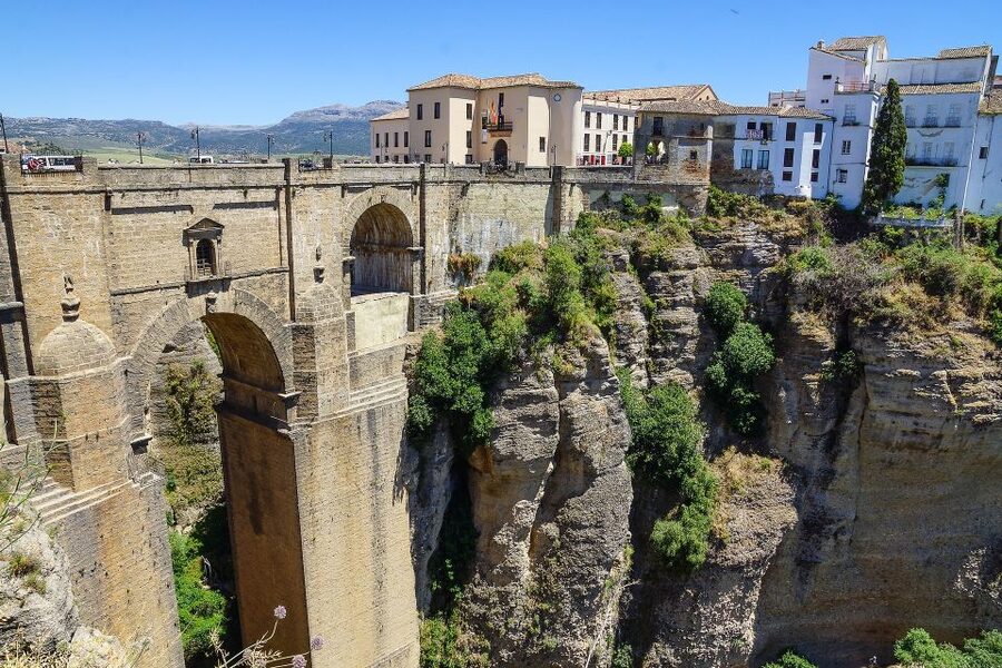 Costa del Sol: Day Trip to Ronda and Setenil - Setenil de las Bodegas: walking the white houses under the cliff