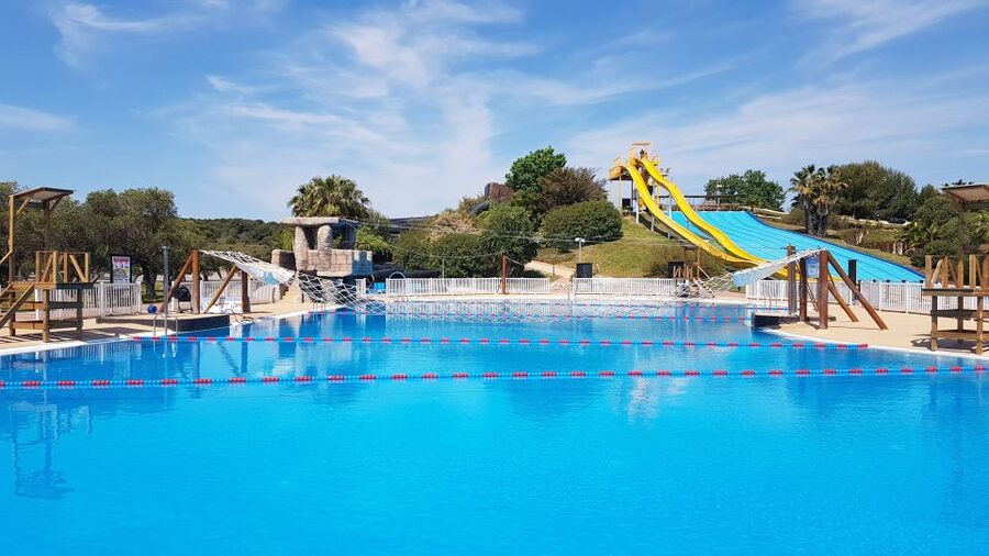 Costa Dorada: Aquopolis Entry Ticket - Boomerang’s 16 meters and the doughnut-slide experience
