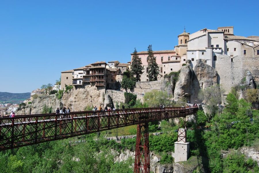 Cuenca: Medieval Old Town - The city’s 16th-century vertical living: apartments that feel absurd
