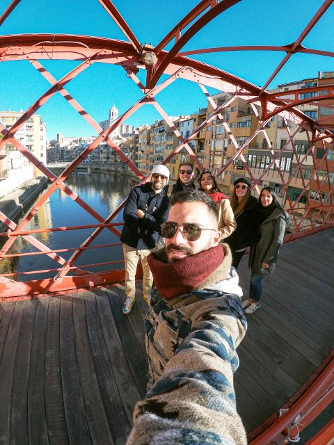 Day Trip to France with Girona Visit from Barcelona - Choosing your guide style: what you should look for