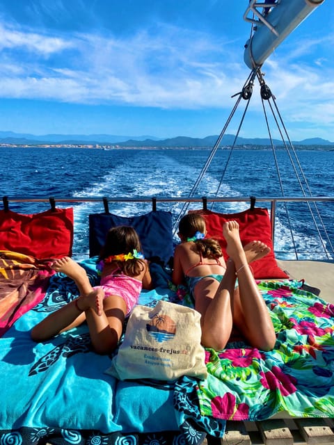 Denia: Cova Tallada Catamaran Tour and Swimming Stop - Practical Tips So the Swim Stop Does Not Surprise You