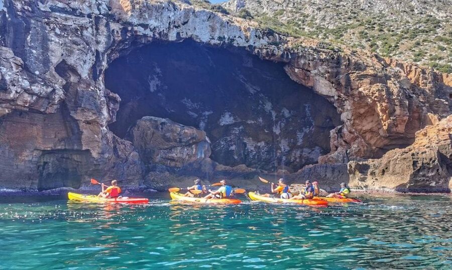 Dénia: Cova Tallada kayak trip - Kayaks, gear, and how the day keeps you safe
