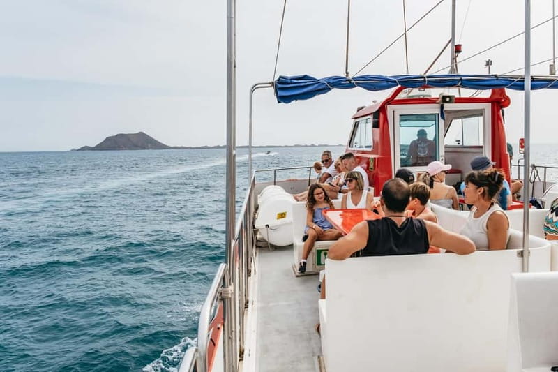Desde Corralejo: Lobos Island Ferry with Optional Transfer - The 20-Minute Ride: Fast, Comfortable, and Worth Noting