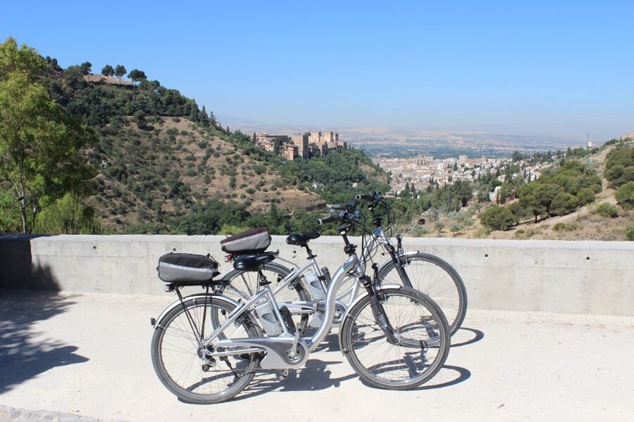 Electric Bike Tour with 2 Options to Explore Granada - Guide Quality Is the Whole Difference