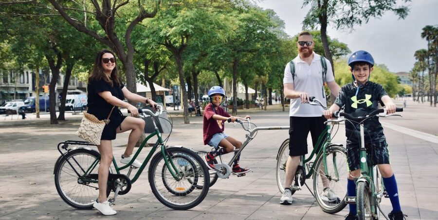 Explore Barcelona by Bike & Photo Shooting - Sagrada Familia: how to photograph Gaudí without rushing