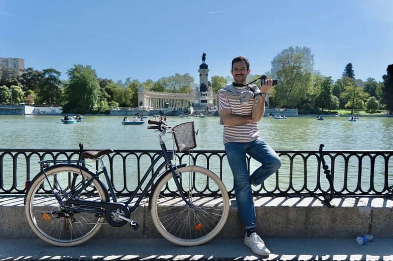 Explore Madrid by bike taking photos with Benja - Where you meet on C. de Valverde, 10 (and what that means)