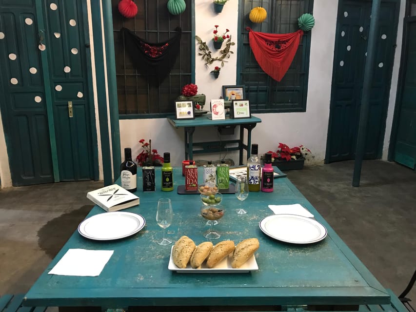 Extra Virgin Olive oil tasting - Breakfast first: Desayuno molinero, pan del vacar, and Arabic coffee