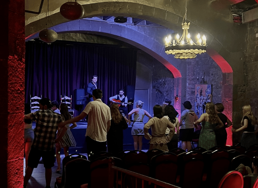 Flamenco Experience (30 minute masterclass) - 30-Minute Flamenco Masterclass in Barcelona, What You Actually Learn
