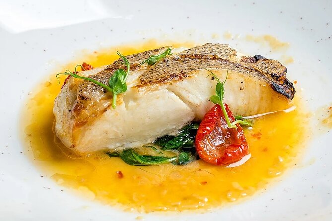Flamenco Show & Special Menu at Torres Bermejas in Madrid - The 1 hour show: what the format feels like