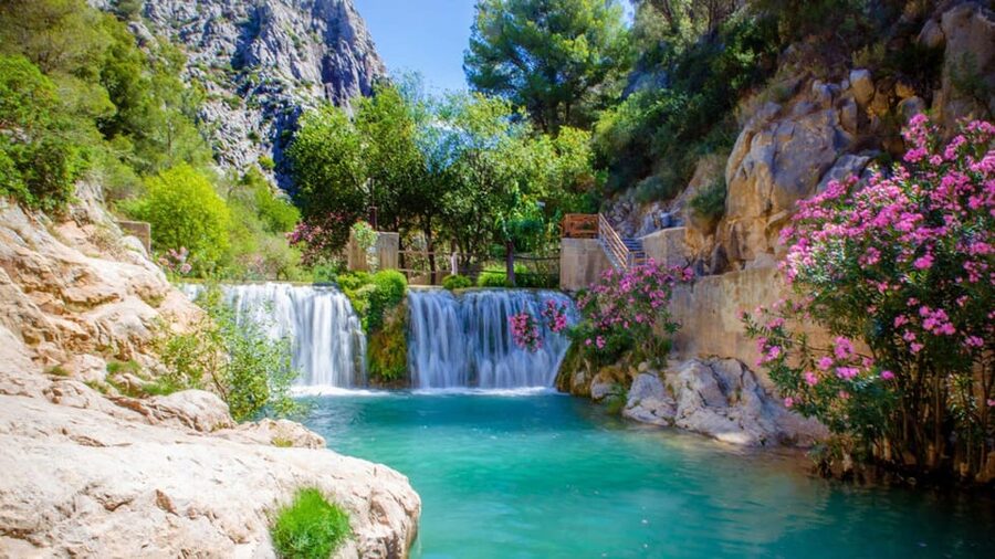 From Alicante/Benidorm: Guadalest & Algar Waterfalls Tour - Choosing your pickup: where the day actually starts