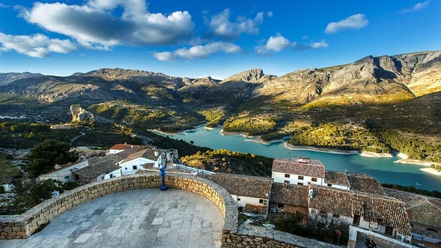 From Alicante/Benidorm: Guadalest & Algar Waterfalls Tour - What the 6 to 8 hour schedule really buys you