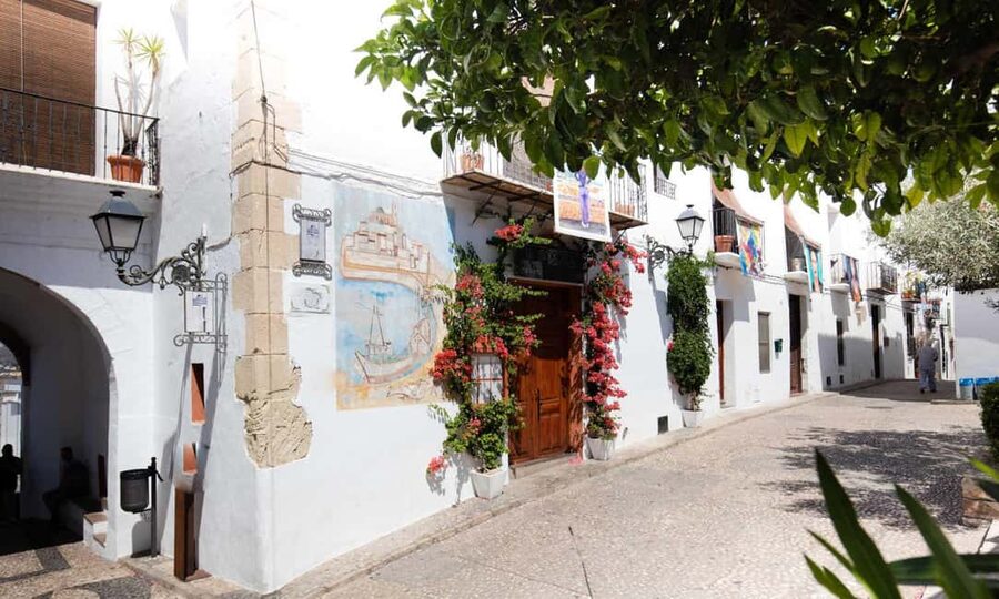 From Alicante: Guadalest, Altea & ticket in Algar Waterfalls - FAQ