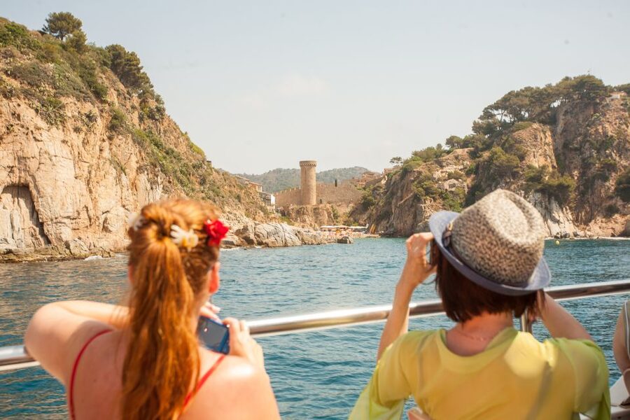 From Barcelona: Costa Brava Day Tour with Boat Trip - Free Time in Tossa de Mar: Lunch, Swimming, and Shop Time That You Control