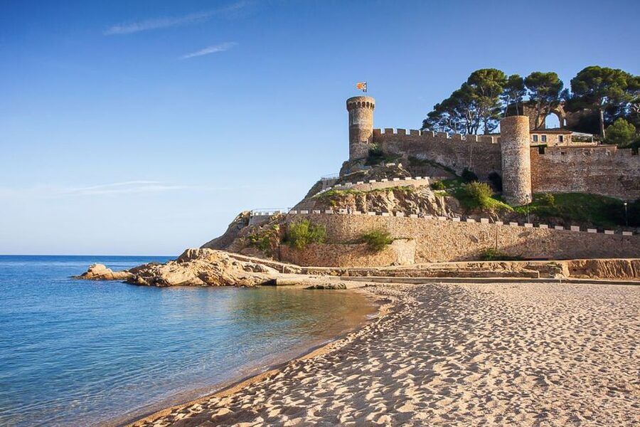 From Barcelona: Costa Brava Day Tour with Lunch - From Barcelona to Costa Brava in One 10-Hour Bus Day