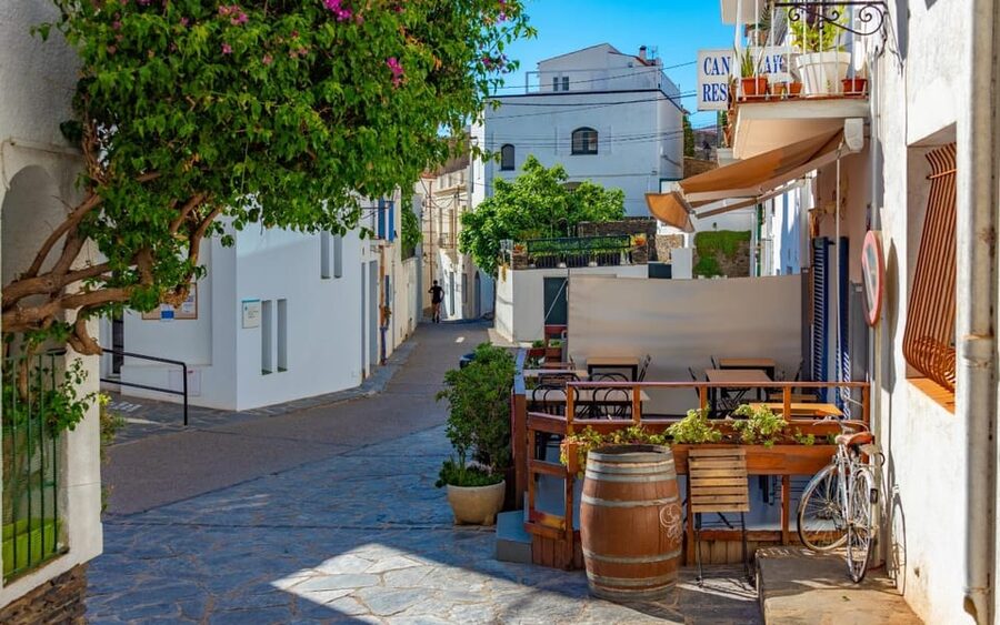 From Barcelona: Girona, Figueres, Dalí Museum, and Cadaqués - Key things I’d watch for on this tour