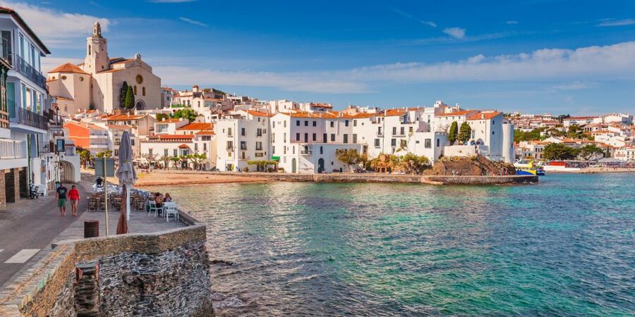 From Barcelona: Girona, Figueres, Dalí Museum, and Cadaqués - Figueres: Dalí’s hometown and the Dalí Theatre-Museum stop you plan around