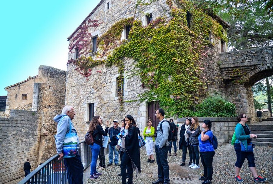 From Barcelona: Girona Full day tour - Iglesia de San Félix: A Quick Stop With Big Personality