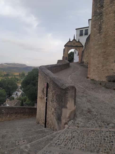 From Benalmadena: Ronda+Setenil de las Bodegas Day Trip - Bus ride comfort and timing: the stuff you should plan around