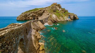Gaztelugatxe, Bermeo and Gernika Day Trip