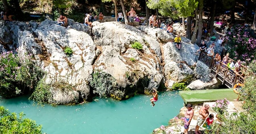 From Calpe to Guadalest & Algar Waterfalls - The San José Castle and museum choices: plan your priorities